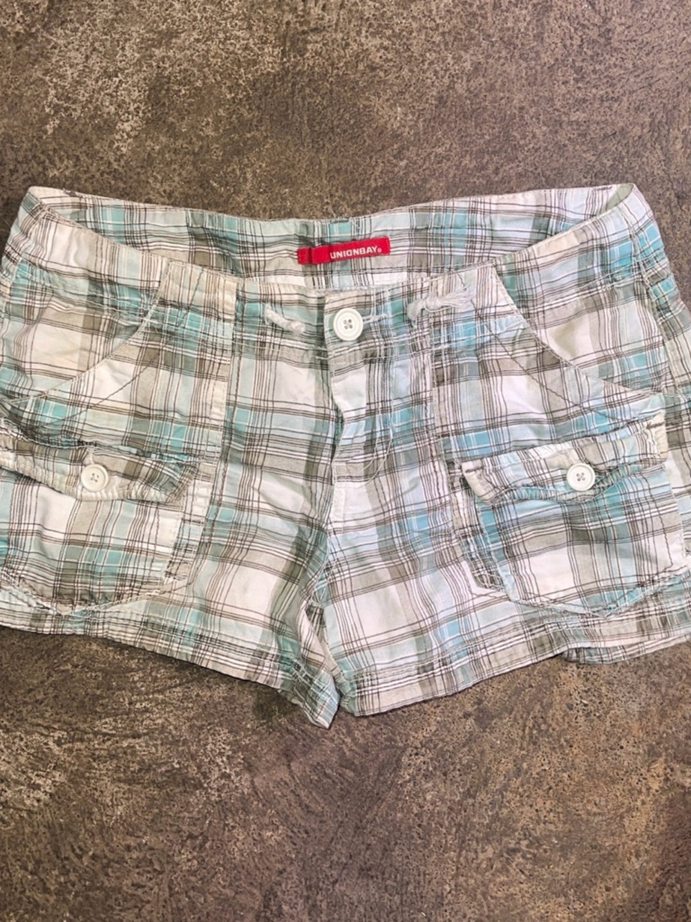 Unionbay Women's Plaid Cotton Shorts in White & Light Blue